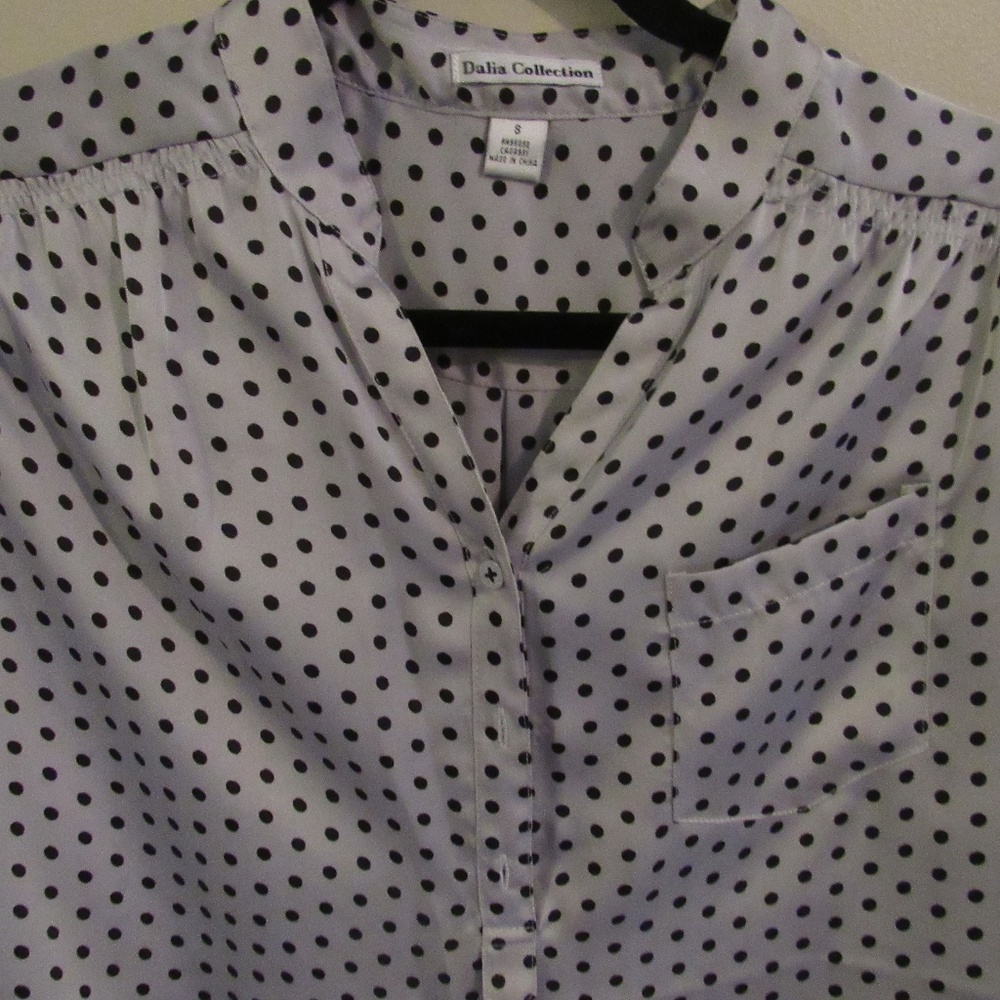 Dalia Collection - Picture 3 of 5